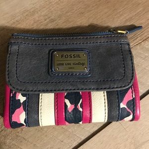 Fossil wallet
